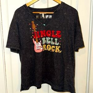 NWT Maurices Jingle Bell Rock tee